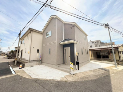 【外観】 | 川村町（川宮駅）  | ◆安定的に光を取り込める角地の土地となります。前面道路はしっかりと広さが確保されているため交通の利便も良好、車の駐車もとてもしやすいです。