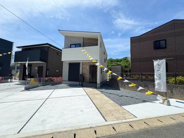 ARCHI DAYSーアーキデイズ－小倉南区葛原東2丁目【小倉南区　新築戸建て】の駐車場|駐車スペース並列2台可能♪　【小倉南区　新築戸建て】