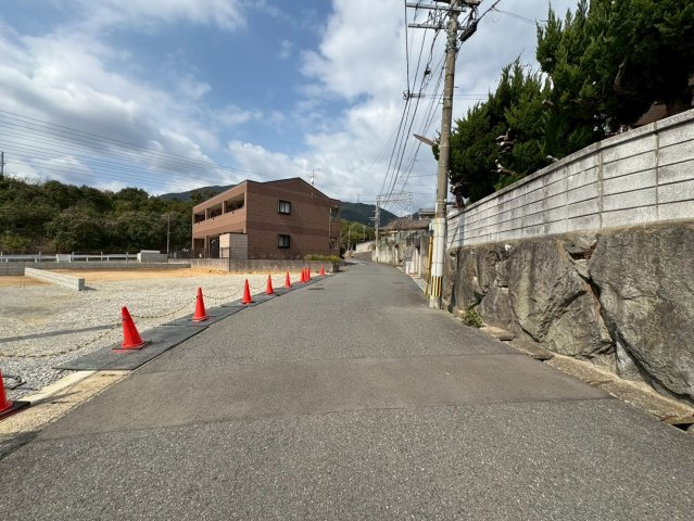 ARCHI DAYSーアーキデイズ－小倉南区葛原東2丁目【小倉南区　新築戸建て】の前面道路含む現地写真|現地撮影　2026,3,12　ARCHI DAYSーアーキデイズ－小倉南区葛原東2丁目【小倉南区　新築戸建て】