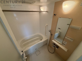 追い焚き、浴室乾燥機付きで便利です！