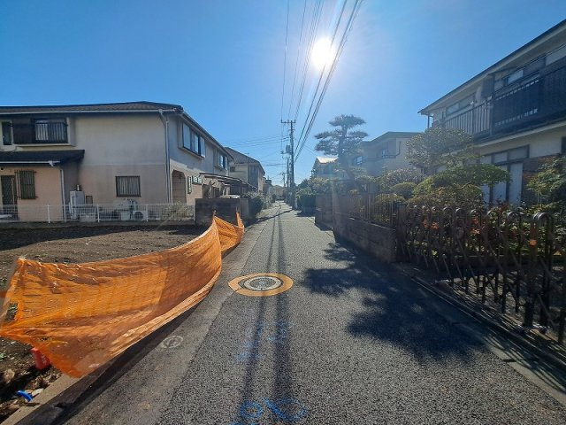 【前面道路含む現地写真】 | 西東京市緑町2丁目　建築条件無売地　全1区画　(保谷店) | 公園が近く緑豊かな住宅地でのびのびとした暮らし。