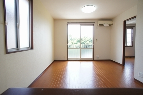 メゾン・ド・マロン C棟の居間・リビング|リビング