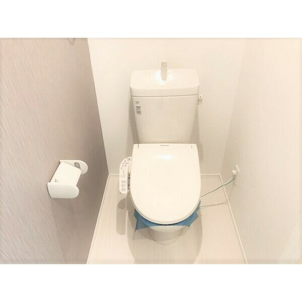 ルナソル　名古屋市賃貸　仲介手数料無料のトイレ