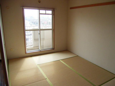 【寝室】 | ラークバーレィ