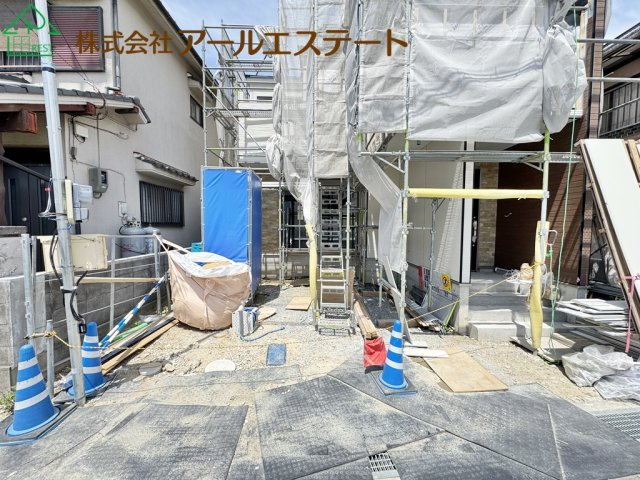加古川市野口町野口　　新築戸建の駐車場