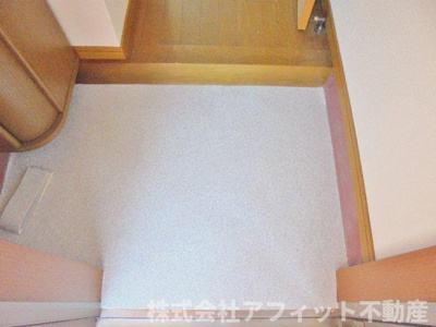 【エントランス】 | エメローズ山下 | ※写真はイメージです