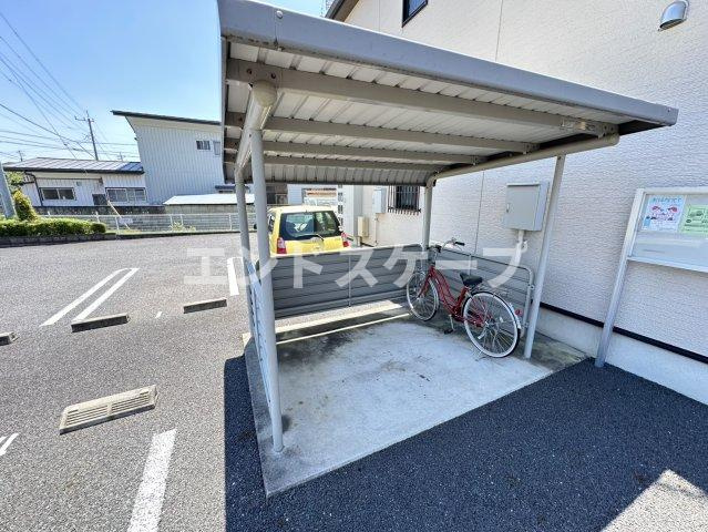 グランドＦ・Ｌｏｇｉｅの駐車場|高崎、前橋のお部屋探しはエンドスケープまで！お客様の理想お聞かせ下さい♪