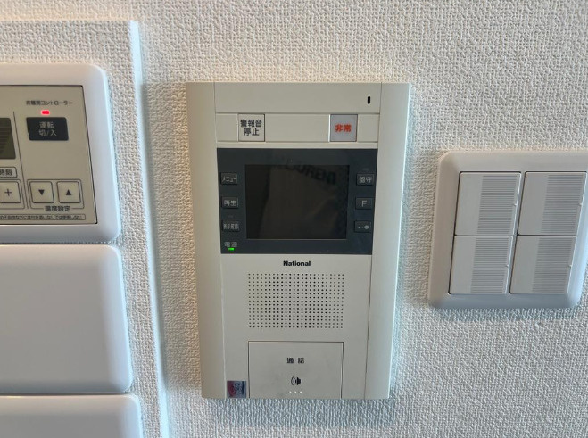 ライオンズマンション甲子園口二見町の防犯設備