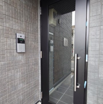 KLEIS上尾Ⅱのエントランス|同施工参考写真となります