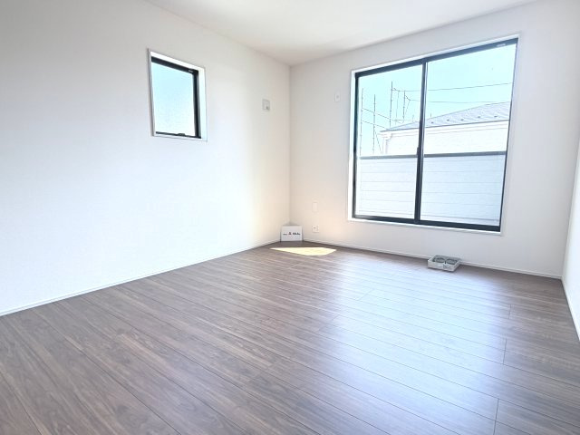 リーブルガーデンS前橋市樋越町第４　3号棟の洋室|２階洋室1です