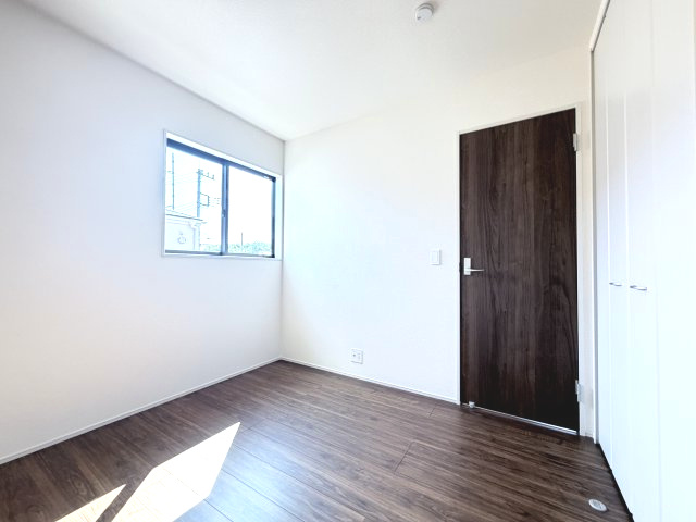 リーブルガーデンS前橋市樋越町第４　3号棟の洋室|２階洋室2です