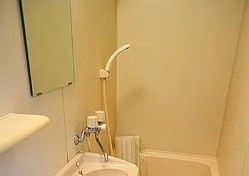 フォーシーズンの洗面所|別部屋参考写真となります