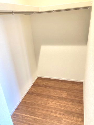 リーブルガーデンS前橋市樋越町第４　5号棟の収納|２階洋室1収納ウォークインクローゼットです