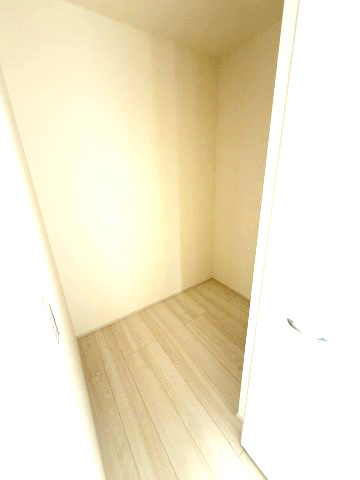 リーブルガーデンS前橋市樋越町第４　5号棟の収納|2階ストレージルームです