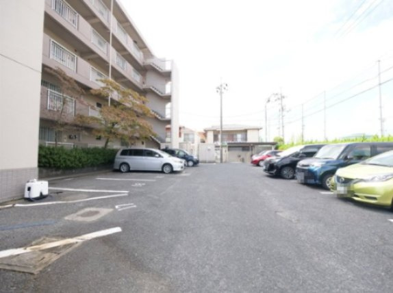 吉備ハイコーポの駐車場