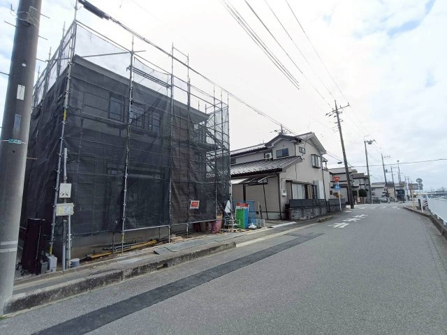 三郷市　早稲田6丁目　新築戸建　全1棟の前面道路含む現地写真|前面道路含む現地写真です