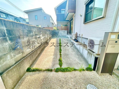 【その他】 | 垂水区星陵台 戸建 | カースペース2台（車種制限有）♪前面道路が広いので駐車も楽々です♪