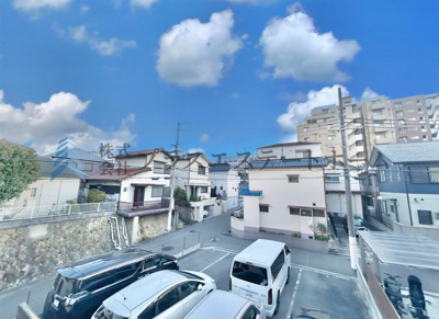 【展望】 | 垂水区星陵台 戸建 | 物件の南側が駐車場なので採光・通風良好です♪