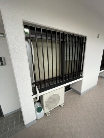 トーカンマンション山根町センターウイングの設備|共有廊下側の洋室2部屋はエアコンの取り付けが可能です。