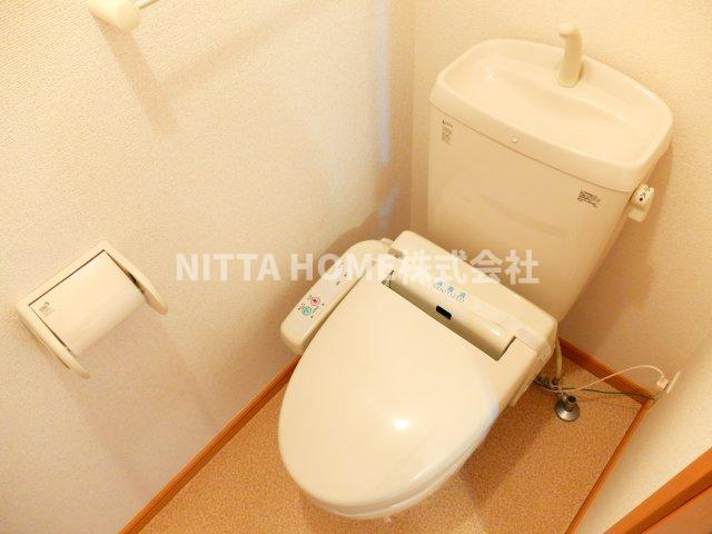 丹波市氷上町上成松のアパートのトイレ|ウォシュレットも設置済み◎