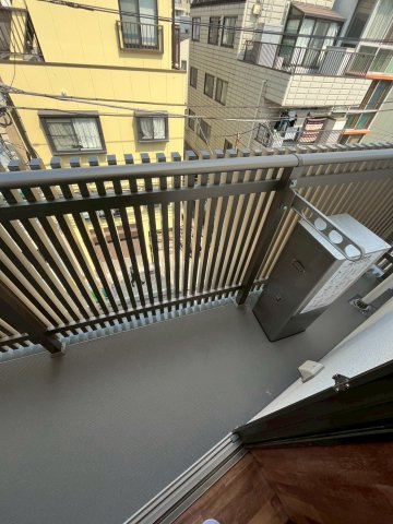 【バルコニー】