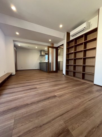 【居間・リビング】