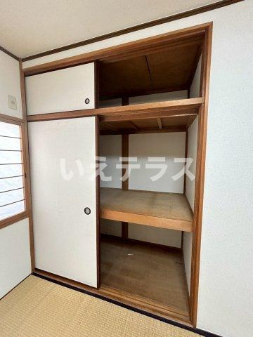 湊山町貸家の収納