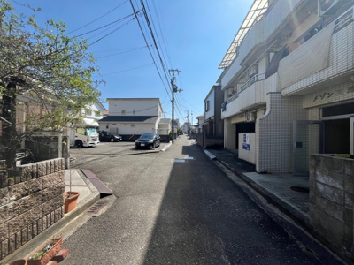 【前面道路含む現地写真】 | 売地　山越2丁目
