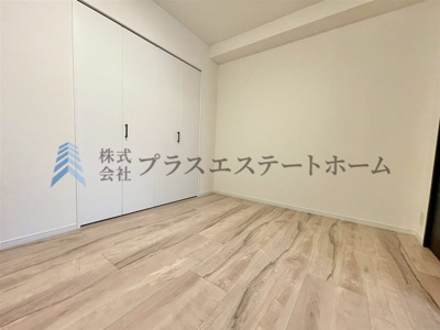 【洋室】 | シーアイマンション須磨エクシード | シンプルな洋室でお部屋のコーディネートが楽しめます♪お好みのスタイルに彩ってお気に入りの空間にできます♪