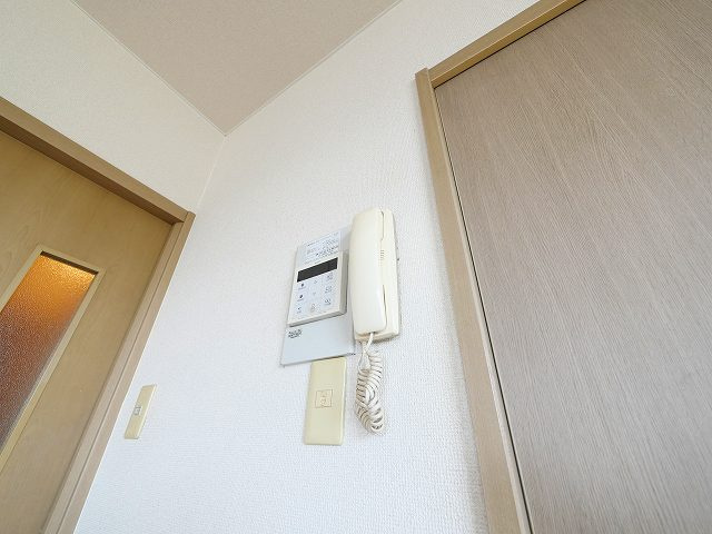 サンビレッジ学園前東坂　D棟の設備