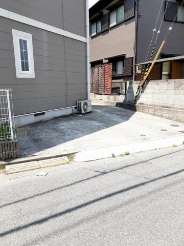 カーサＭＹＫの駐車場