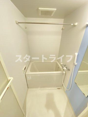 大阪市淀川区西中島２丁目の賃貸マンションの浴室