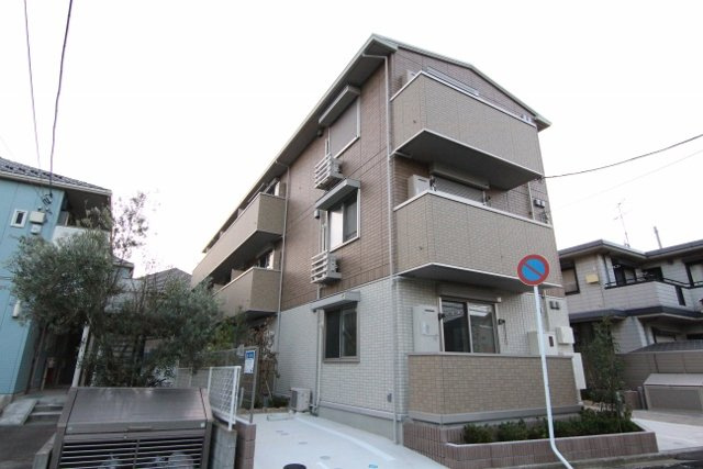 オーラ新浦安の外観