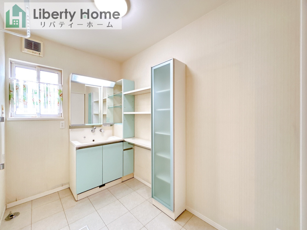 茨城町桜の郷　中古戸建の独立洗面台