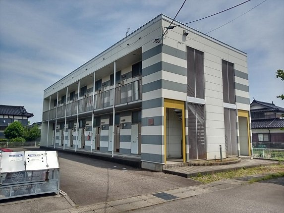 レオパレスＩネットワークＴＡＫＡＴＡの外観