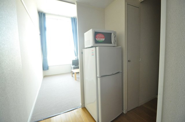 レオパレスＩネットワークＴＡＫＡＴＡのその他|冷蔵庫・電子レンジ