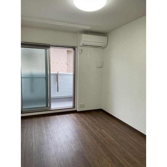 ルナ・戸田の内装