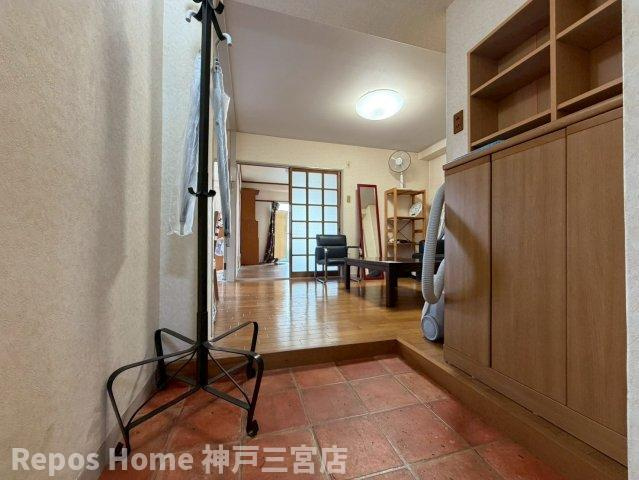 北野台ハイツの玄関
