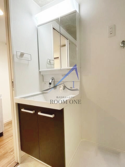 ＦＬレジデンス池袋Ⅰの洗面所|独立洗面台です。