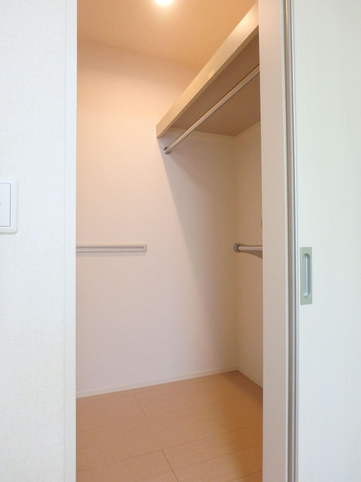イーストヒルズ高松　Ｆの収納
