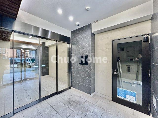 プロスタイルウェルス南千住メディフィスの防犯設備|【オートロック】オートロックシステムでセキュリティ充実。当たり前ですが、安全で安心して暮らすのって大事ですよね。お探しのご条件でオートロック付きの物件を探す方も多いですがやはりセキュリティは大事です。