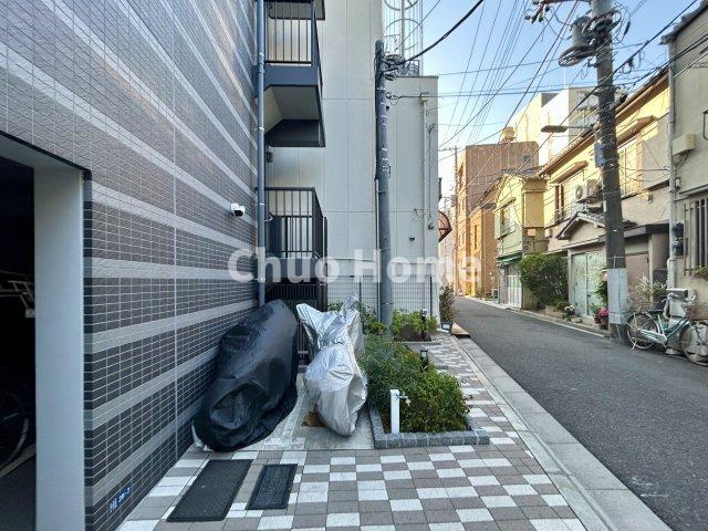 プロスタイルウェルス南千住メディフィスの駐車場|【バイク置場】最新の空き状況や費用などの詳細は担当スタッフまでお問い合わせください。