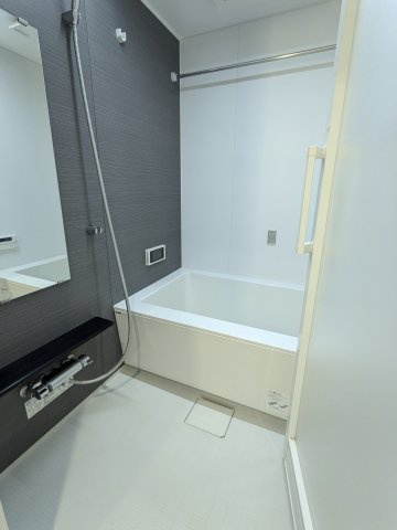 花の木ライズの浴室|703号室