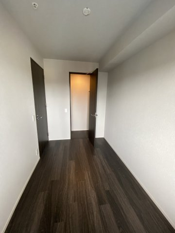 オープンレジデンシア名古屋FRONTの洋室