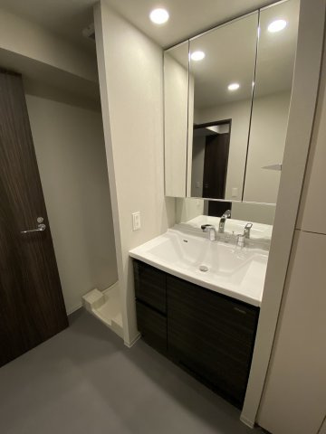 オープンレジデンシア名古屋FRONTの洗面所