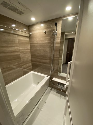 オープンレジデンシア名古屋FRONTの浴室