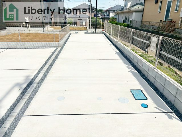 龍ケ崎市久保台2丁目　新築戸建　2号棟の駐車場
