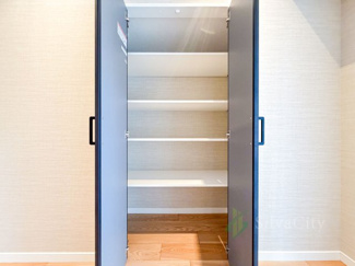 【収納】 | 四谷ガーデニア | クローゼット　洋室6.5帖