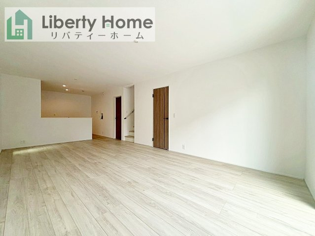 龍ケ崎市久保台2丁目　新築戸建　3号棟の居間・リビング