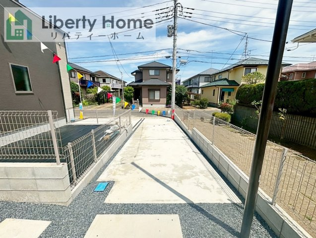 龍ケ崎市久保台2丁目　新築戸建　3号棟の駐車場